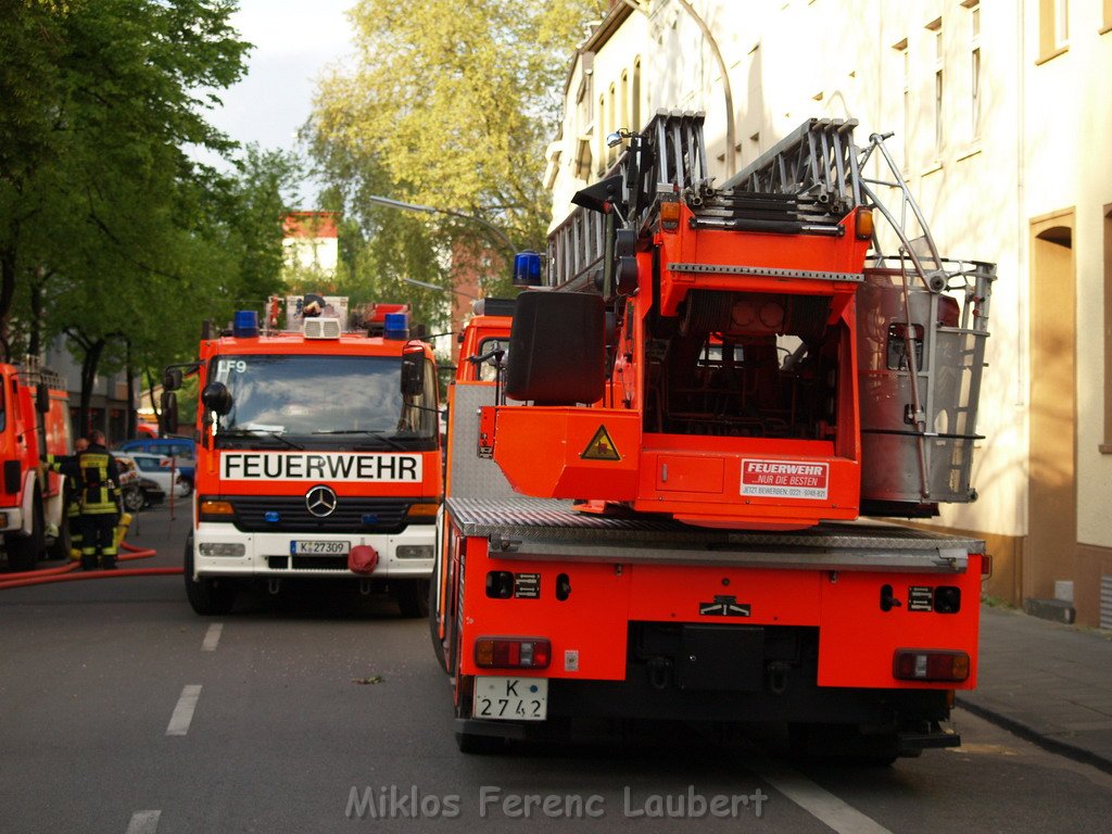 Brand Koeln Muelheim Adamstr 10.JPG